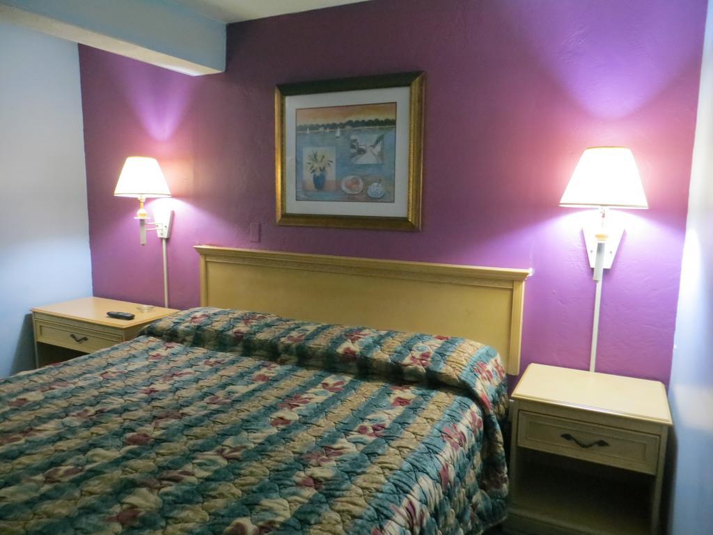 Skyway Motel Daytona Beach Rum bild
